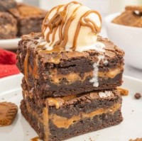 Biscoff Brownie With Ice Cream