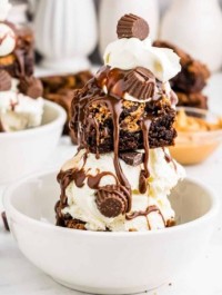 Brownie With Ice Creame