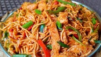 Chicken Schezwan Noodle
